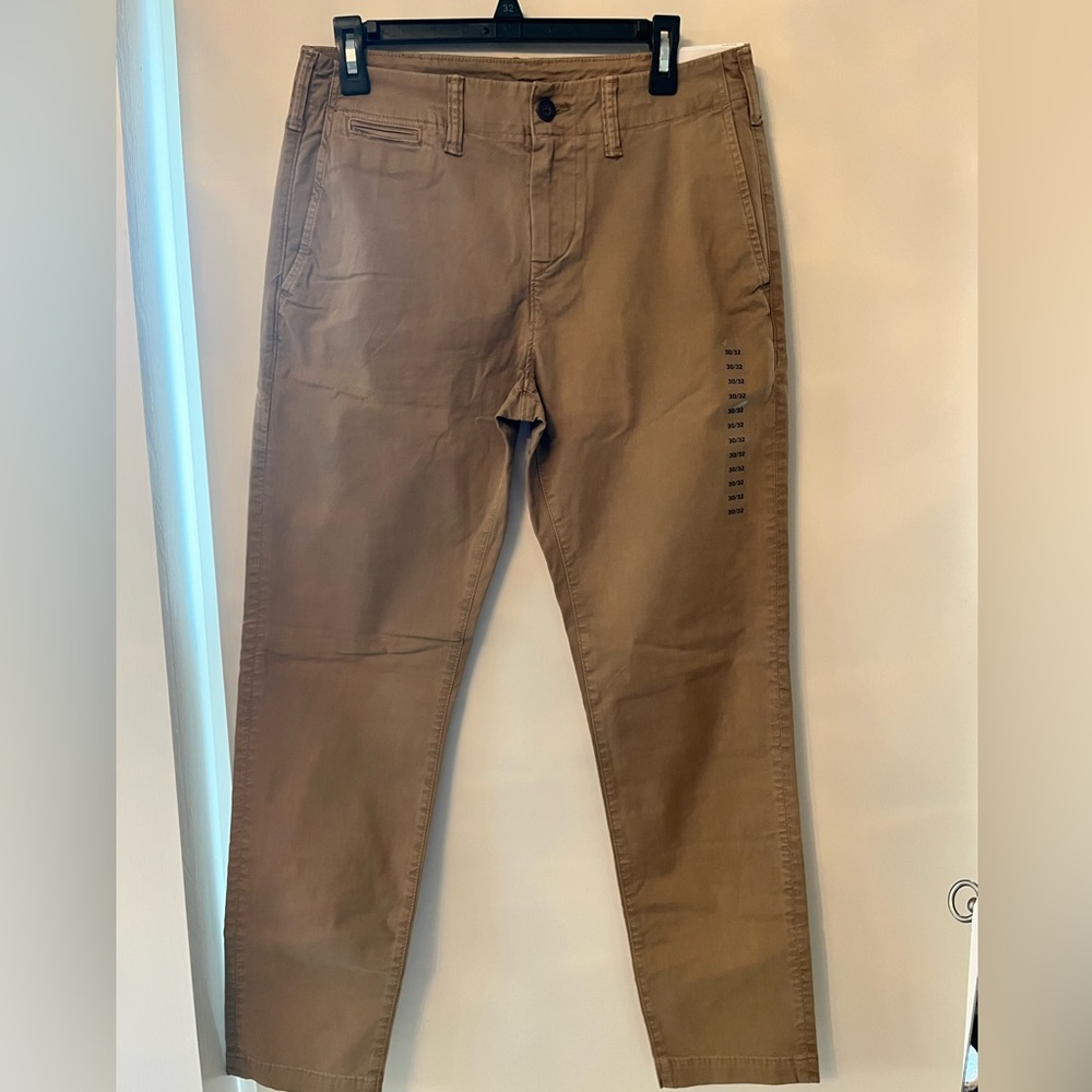American Eagle Khaki Casual Chino Pants